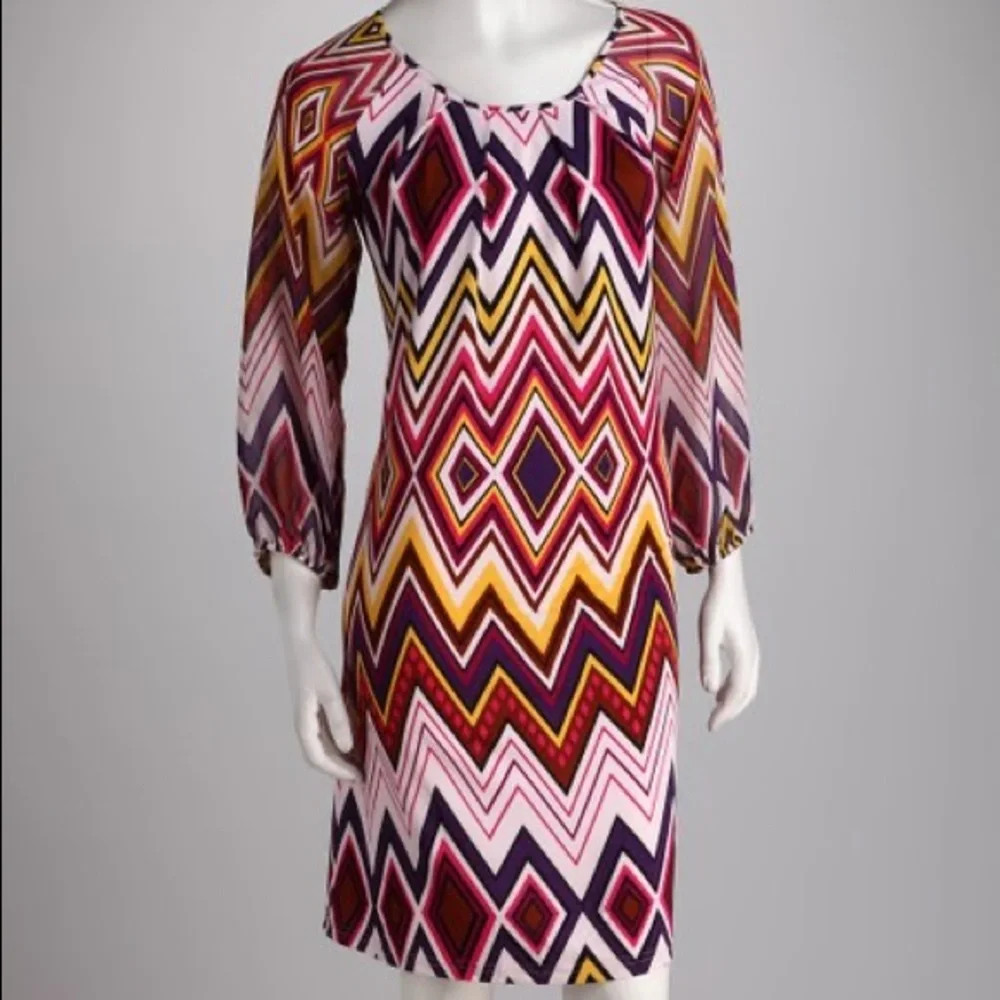 Vior Vior Multi colored‎ zigzag design dress, Sz 10